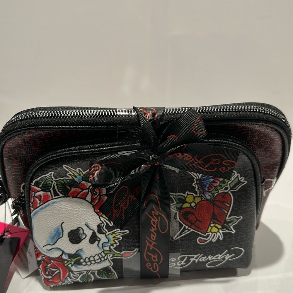 NWT Ed Hardy (2) piece Cosmetics bag Set.